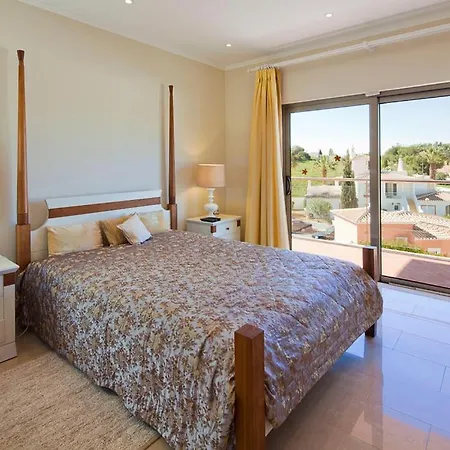 Castelo Parque 4*