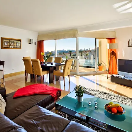 Aparthotel Castelo Parque 4*