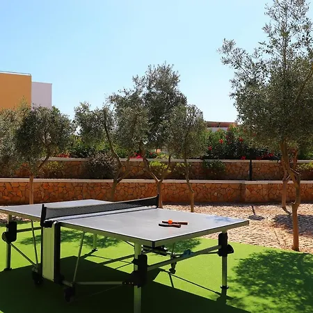 Castelo Parque Aparthotel 4*