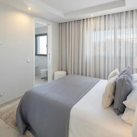 Castelo Parque Apartmanhotel Ferragudo