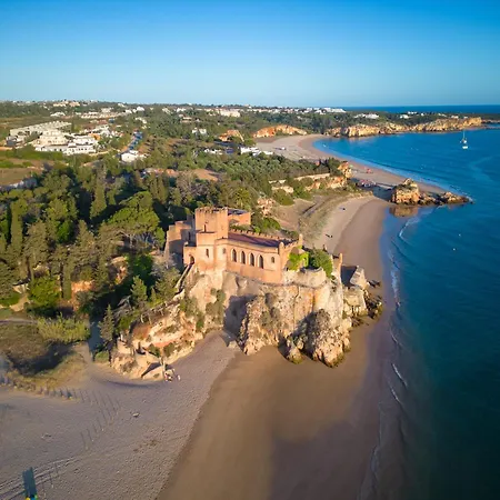 Castelo Parque 4*
