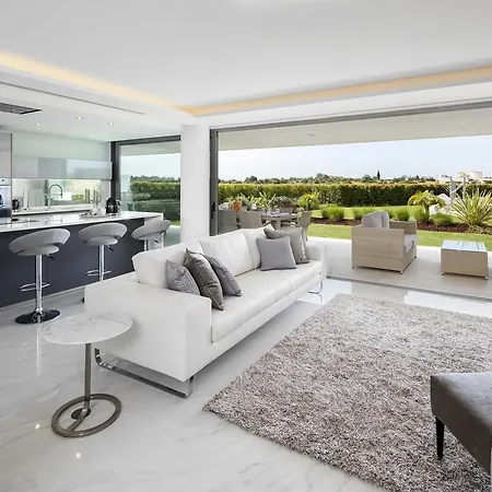 Castelo Parque Apartmanhotel 4*