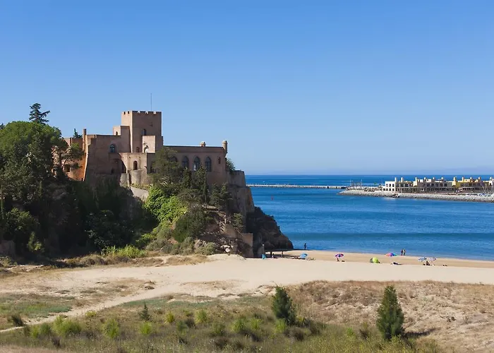 アパートホテル Castelo Parque フェラグド